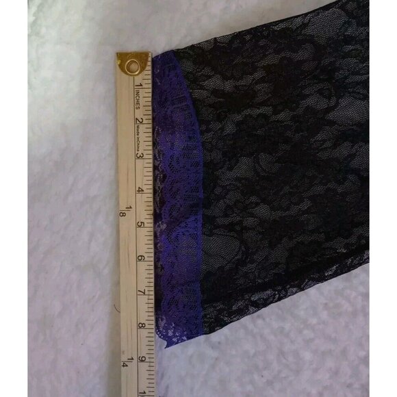 Dare To Wear Purple/Black Lace Up Bell Lace Sleeve Gothic Top Women's Size M NEW - Picture 7 of 15